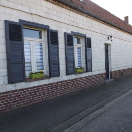 Le gite des Menhirs Mont-Saint-Eloi Exterior foto